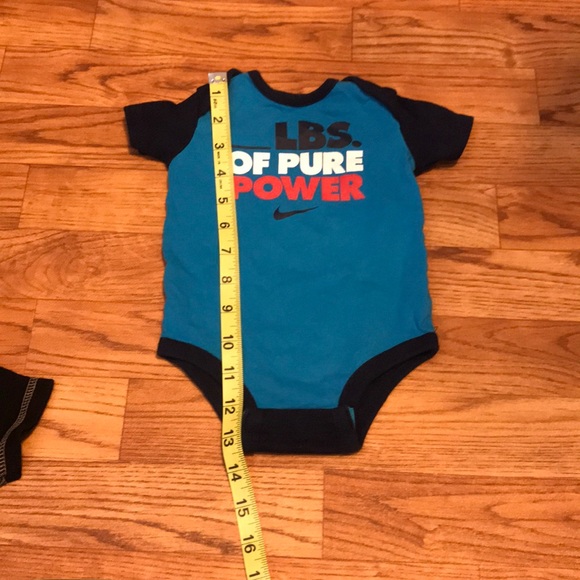 Nike & Saints onesies sizes 0-3 Months - Picture 6 of 10